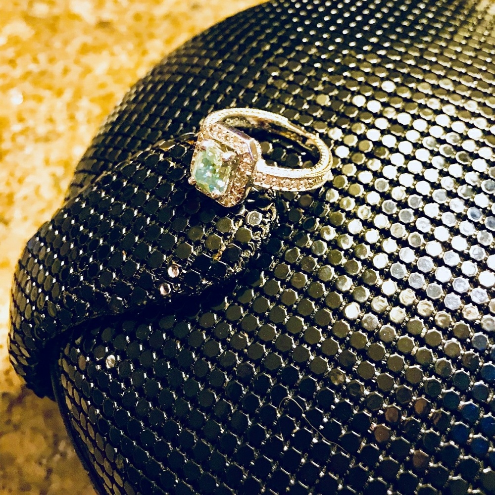 HP!💎2.80CTTW 'BLUE EM CUT AUTH MOISSANITE RING💎7